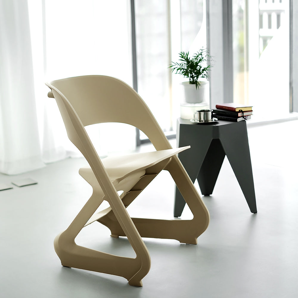 MarlookIn Set of 4 Dining Chairs Office Cafe Lounge Seat Stackable Plastic Leisure Chairs Beige